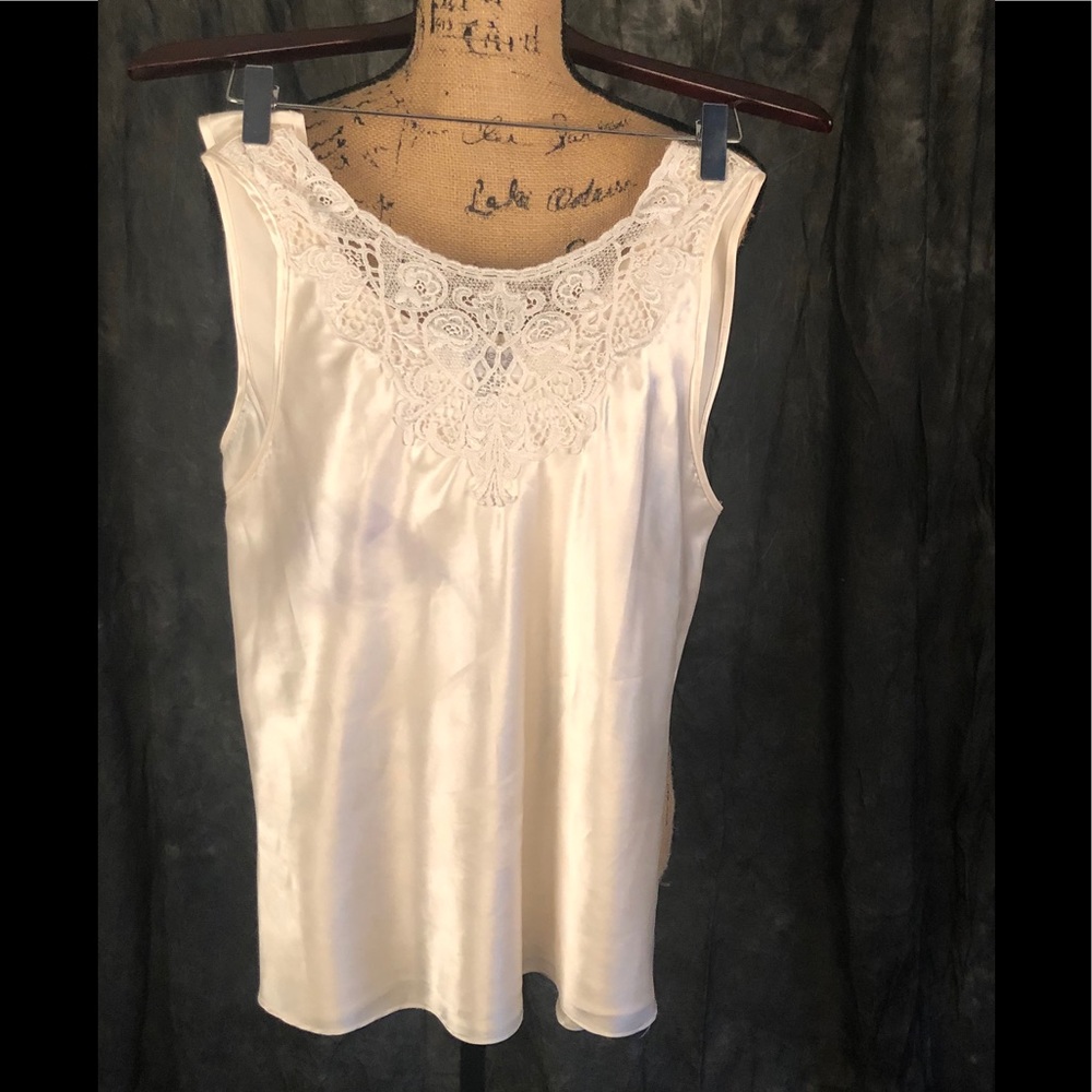Cream color tank top with lace detail